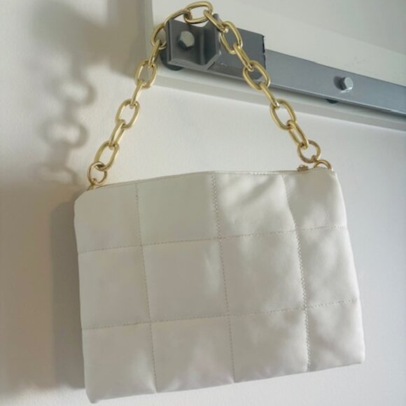 House Of Want White Vegan Leather Shoulder Bag with Removable Chain Strap - Picture 5 of 6